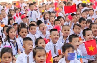 Học sinh lớp 1 nhập học bắt đầu từ lúc 6 tuổi